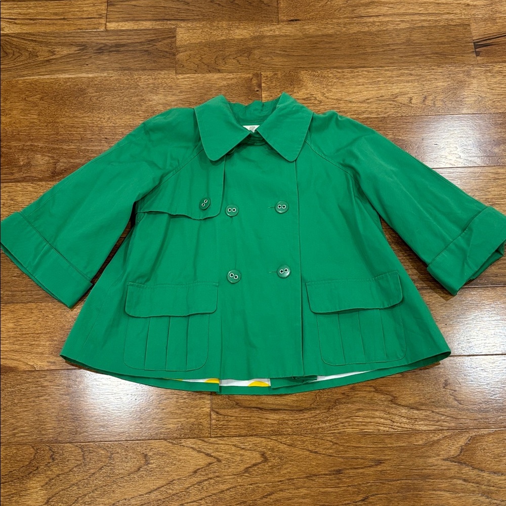 Vibrant Green Double-Breasted Cropped Swing Jacket